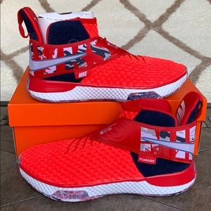 NIKE AIR ZOOM UNVERS FLYEASE UNIVERSITY RED/WHITE